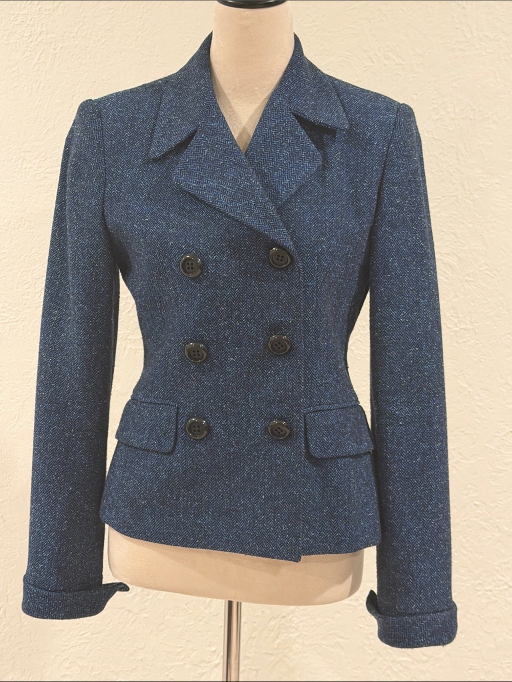 Neiman Marcus Navy Blue Double-Breasted Tailored Blazer size 4 EUC